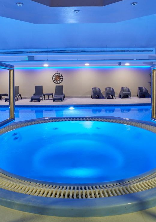 Coldra Court Jacuzzi