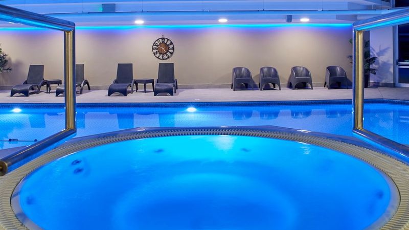 Coldra Court Jacuzzi